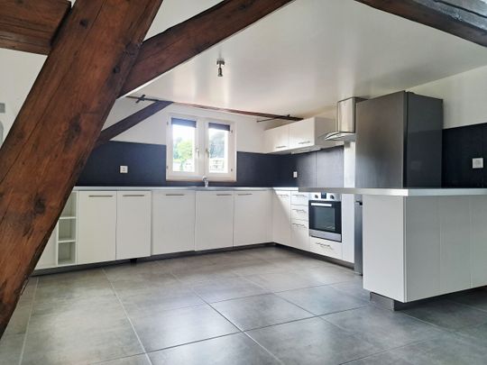 RUE BASSE 38, Appartement de 2.5 pièces avec vaste mezzanine - Photo 1