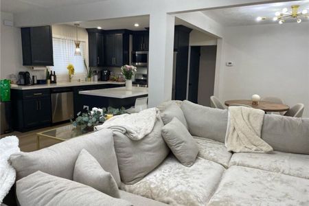 For Lease - 564 WATERLOO Street Unit# Upper, Hamilton, Ontario - Photo 5