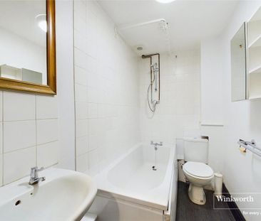 3 bedroom terraced house to rent - Photo 5