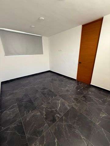 Townhouse de 2 recámaras, sin amueblar, en Xcanatun. - Photo 3