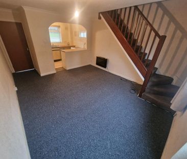 2 bedroom terraced house to rent - Photo 4