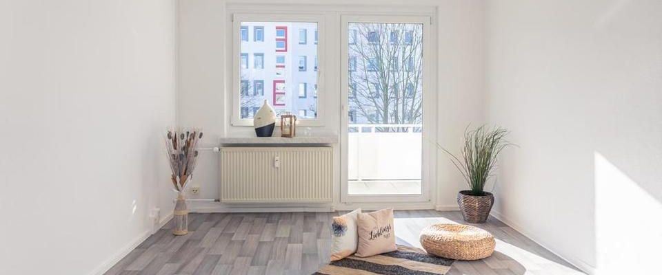 2-Raum-Wohnung mit Balkon und Tageslichtbad - Foto 1