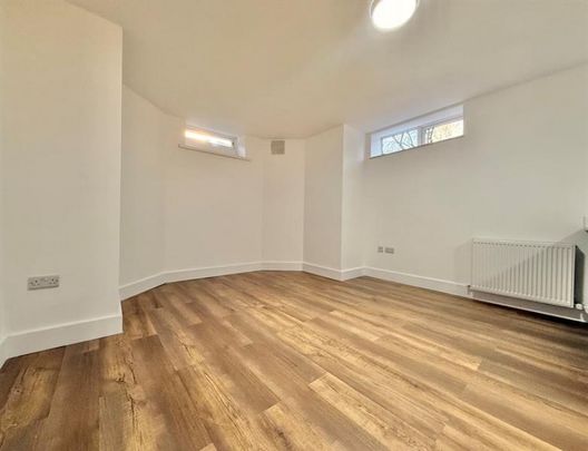 1 Bedroom Apartment To Let - Photo 1