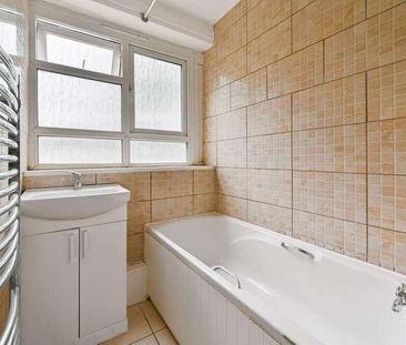 The Beeches, London Road, Mitcham, CR4 - Photo 2