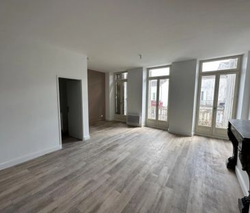 VILLENEUVE SUR LOT, appartement T2 entièrement refait à neuf - Photo 1