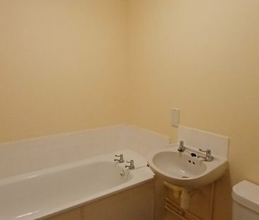 Thrawl Street – Flat 26 - Photo 6