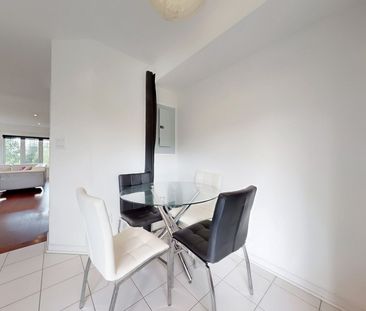 For Lease - 5585 Oscar Peterson Boulevard Unit# 2, Mississauga, Ont... - Photo 3