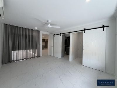 Brand New Luxury Home with Pool in Cannonvale! - Photo 5