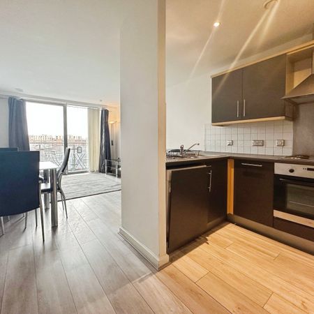 2 bedroom apartment to rent - Photo 4