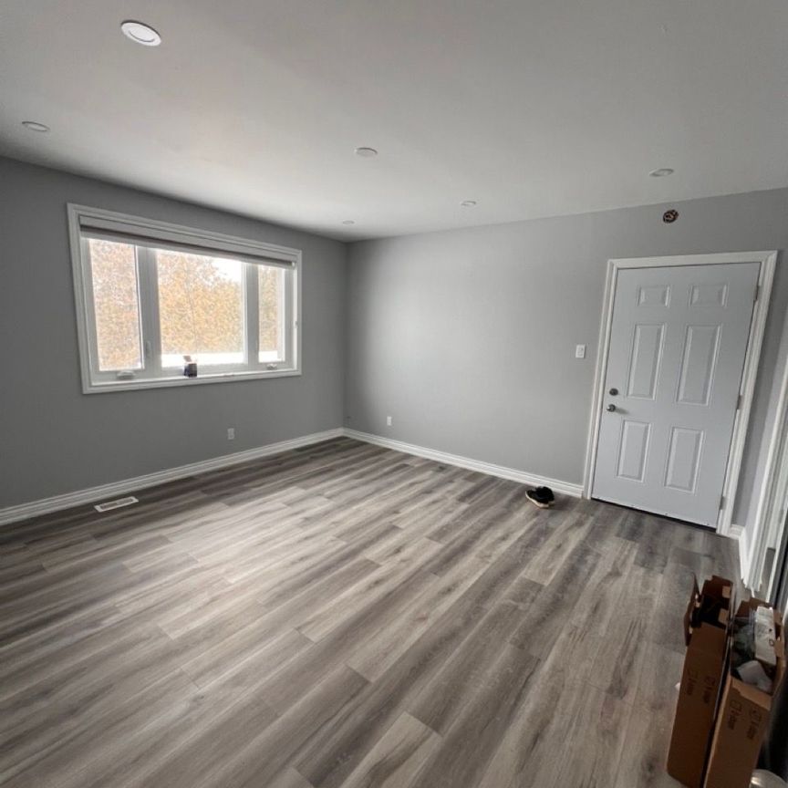 For Lease - 10207 Guelph Line, Milton, Ontario - Photo 1