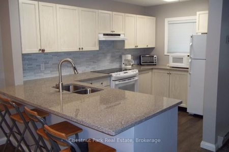 387 Mariners Way, ON, Collingwood - Photo 3