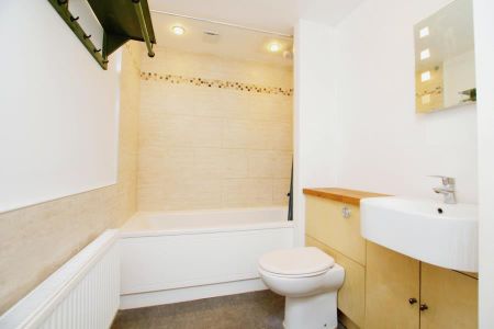 2 bedroom duplex to rent - Photo 5