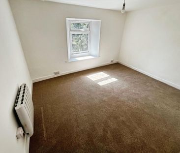 2 bedroom House To Let Total Size: 776 SQ FT - Photo 4