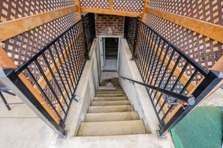 For Lease - 19 Boat Street, Brampton, Ontario - Photo 3