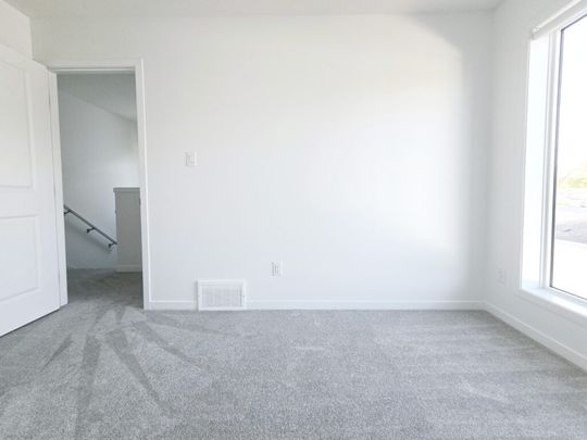 Edmonton Unfurnished duplex Rental in Alberta Avenue - BRAND NEW Main Floor Duplex Minutes from NAIT! - Photo 1