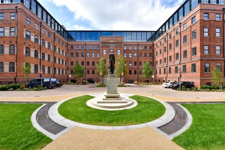 A brand new and unfurnished / part-furnished two bedroom apartment with a car parking space in the Horlicks by Berkeley Homes development. - Photo 5