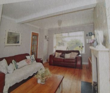 3 Bed Terraced House, Tollohill Drive, AB12 - Photo 5