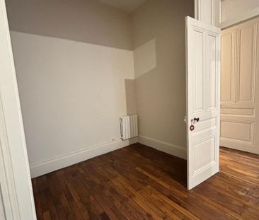 Location Appartement 3 pièces 71m² VILLEURBANNE 69100 - Photo 6