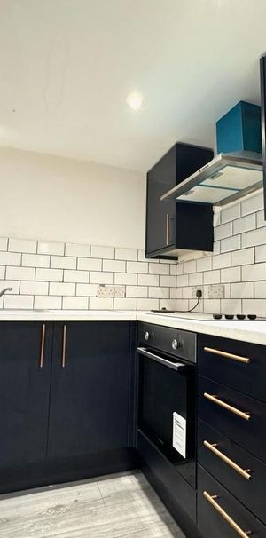 1 bedroom ground floor flat to rent - Photo 1