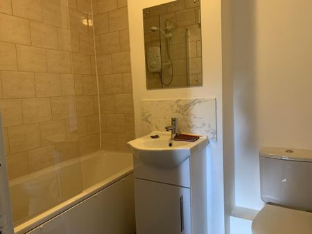 2 bedroom apartment to rent - Photo 5