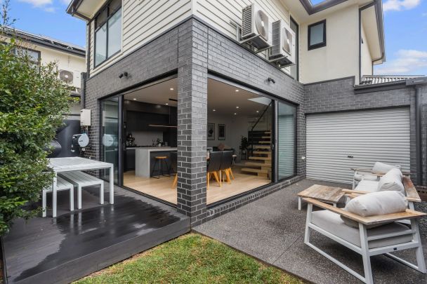 104 Blyth Street, - Photo 1