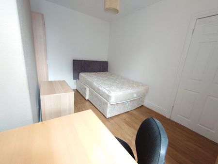 Edinburgh Road, Kensington Fields. - Photo 2