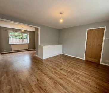 3 bedroom link detached house to rent - Photo 1