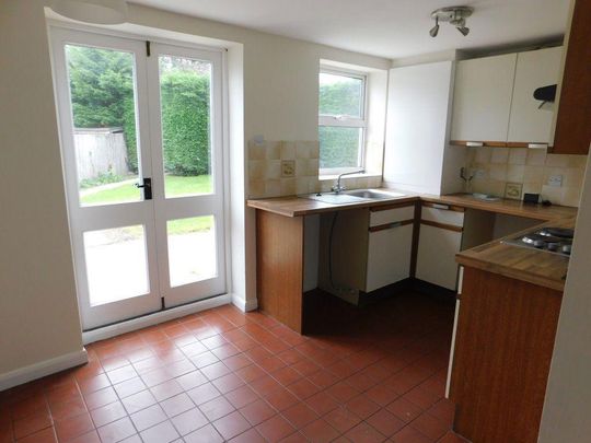 2 bedroom cottage to rent - Photo 1