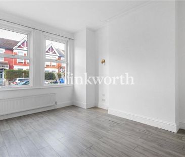 3 bedroom end of terrace house to rent - Photo 4