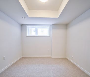For Lease - 151 Honeycrisp Crescent Unit# 180, Vaughan, Ontario - Photo 3