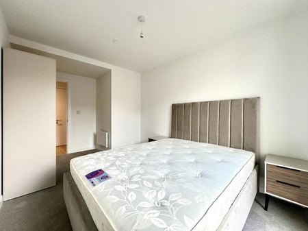 2 bedroom apartment to rent - Photo 2