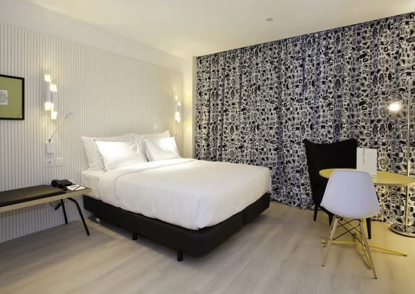 Carrer de Josep Pla, Barcelona, Catalonia 08019