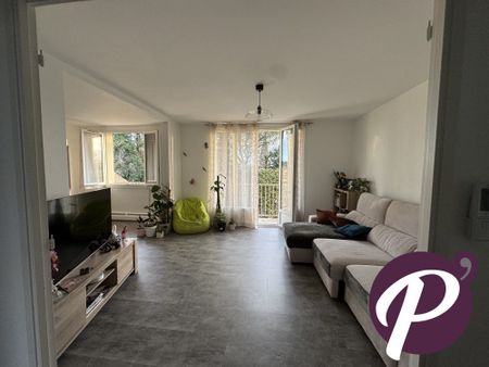 Location Appartement 3 pièces 73m² BERGERAC 24100 - Photo 2