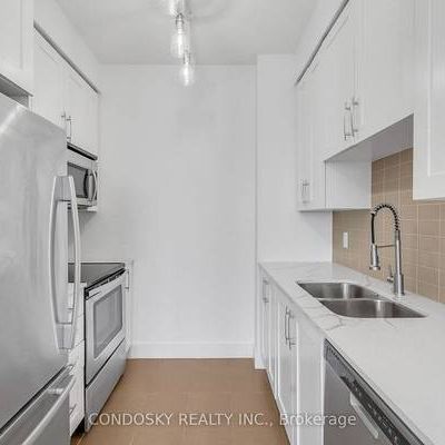 Burnhamthorpe/Confederation Beautifully Renovated 1Bdrm Modern Elegan - Photo 1