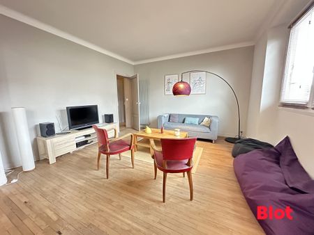 Location Appartement 4 pièces 107m² LORIENT 56100 - Photo 2