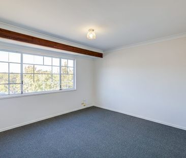 3 Bedroom Townhouse for Rent in Springwood– Hidden Gem! - Photo 3