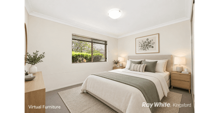 Spacious Two-Bedroom Apartment in Prime Kensington Location - Photo 3