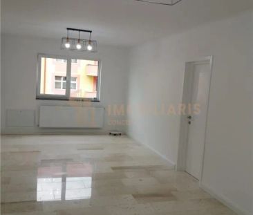 Apartament cu 3 camere ,pretabil pentru birouri - Photo 6