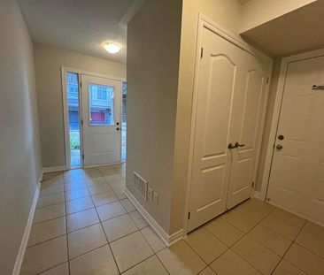 For Lease - 2435 Greenwich Drive Unit# 54, Oakville, Ontario - Photo 1