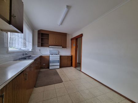 Spacious & Comfortable - Photo 3