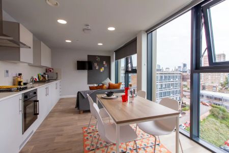 Silver En Suite - Photo 3