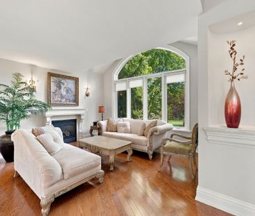 For Lease - 36 Abbruzze Court, Vaughan, Ontario - Photo 2