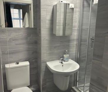 Apartment 57 Bass Building, Belfast, BT2 8EP - Photo 6