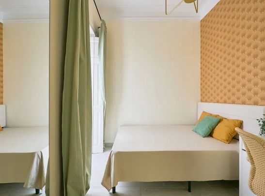 Rua Sampaio e Pina, Lisbon, Lisbon 1070-051 - Photo 1