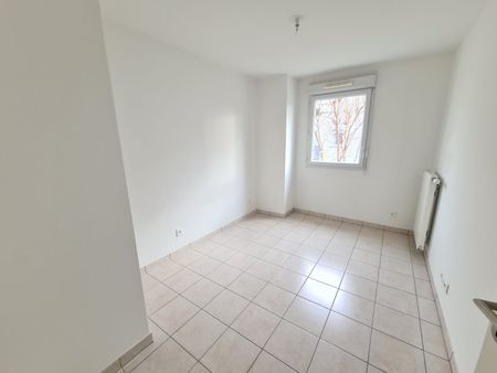 Location Appartement 2 pièces 38m² PALAISEAU 91120 - Photo 2
