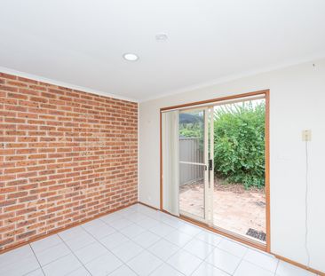 4 Nairn Place, Macquarie ACT 2614 - Townhouse For Rent | Domain - Photo 1