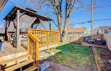 For Lease - 13 Billingsgate Crescent, Ajax, Ontario - Photo 3