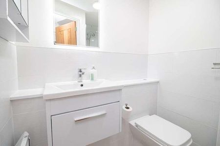 Tangmere Drive, Radyr Way, CF5 - Photo 4