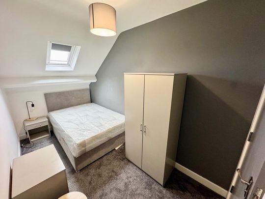 6 bedroom house share to rent - Photo 1