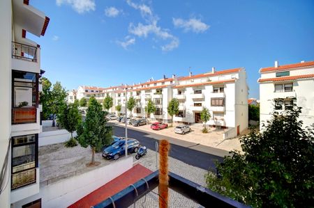 Apartamento T3 Luminoso com Garagem e Arrecadação em Cascais - Foto 5